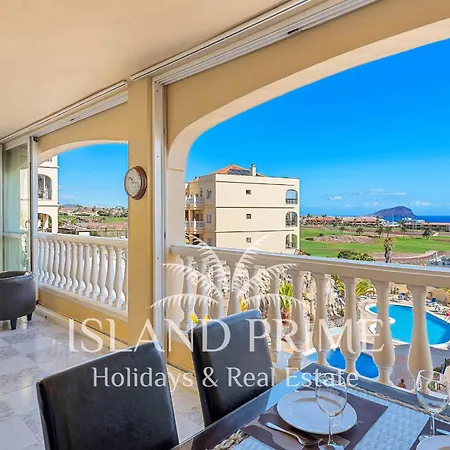 Stunning Golf & Sea Views With Heated Pool Ogg106 Appartement