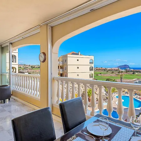 Stunning Golf & Sea Views With Heated Pool Ogg106 דירה *